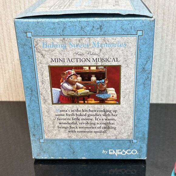 Vintage Enesco Music Box Mice Baking Plays Candy Man Baking Sweet Memories 1995 - Picture 12 of 16